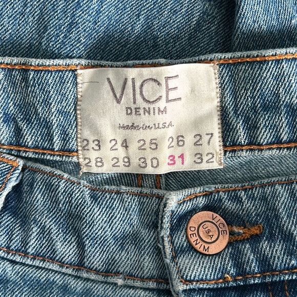 Vice Denim MILF Distressed High Waisted Frayed Hemline Womens Size 31 Blue Jeans - Picture 12 of 15